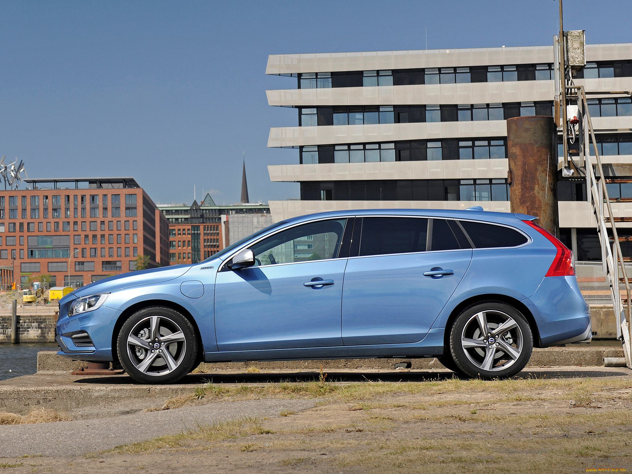 , volvo, v60, d6, plug-in, hybrid, r-design, 2014, 